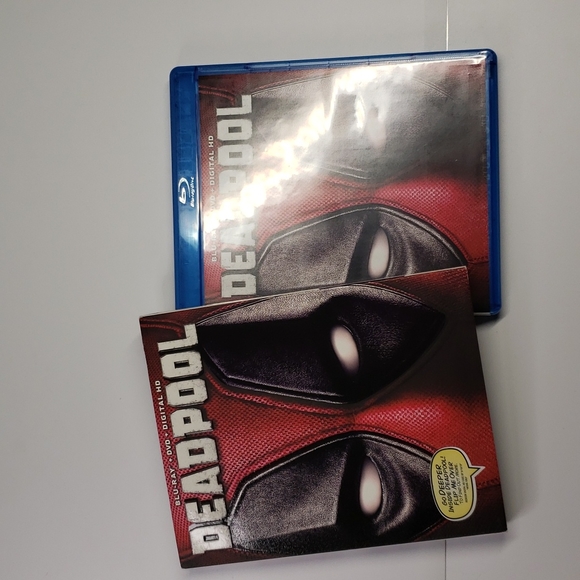 Set of 2- Blue-Ray Dvds Deadpool & Capt America Civil War - Picture 4 of 5